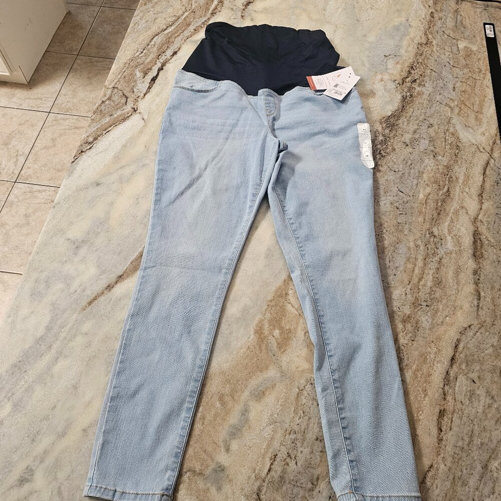 Isabel by Ingrid & Isabel Maternity Skinny Jeans | Light Wash | Size 12 | NWT
